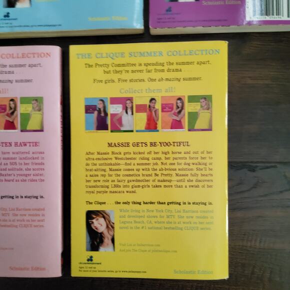 The Clique Summer Collection 5 Book Set by Lisi Harrison Five Girls Five Stories - Picture 9 of 12